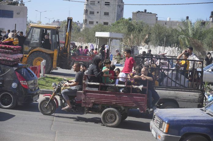 ''Gazze'yi boşaltın'' diyen işgalci İsrail, katliamdan kaçan sivilleri vurdu! 70 kişi öldü, 200'den fazla kişi yaralandı 1