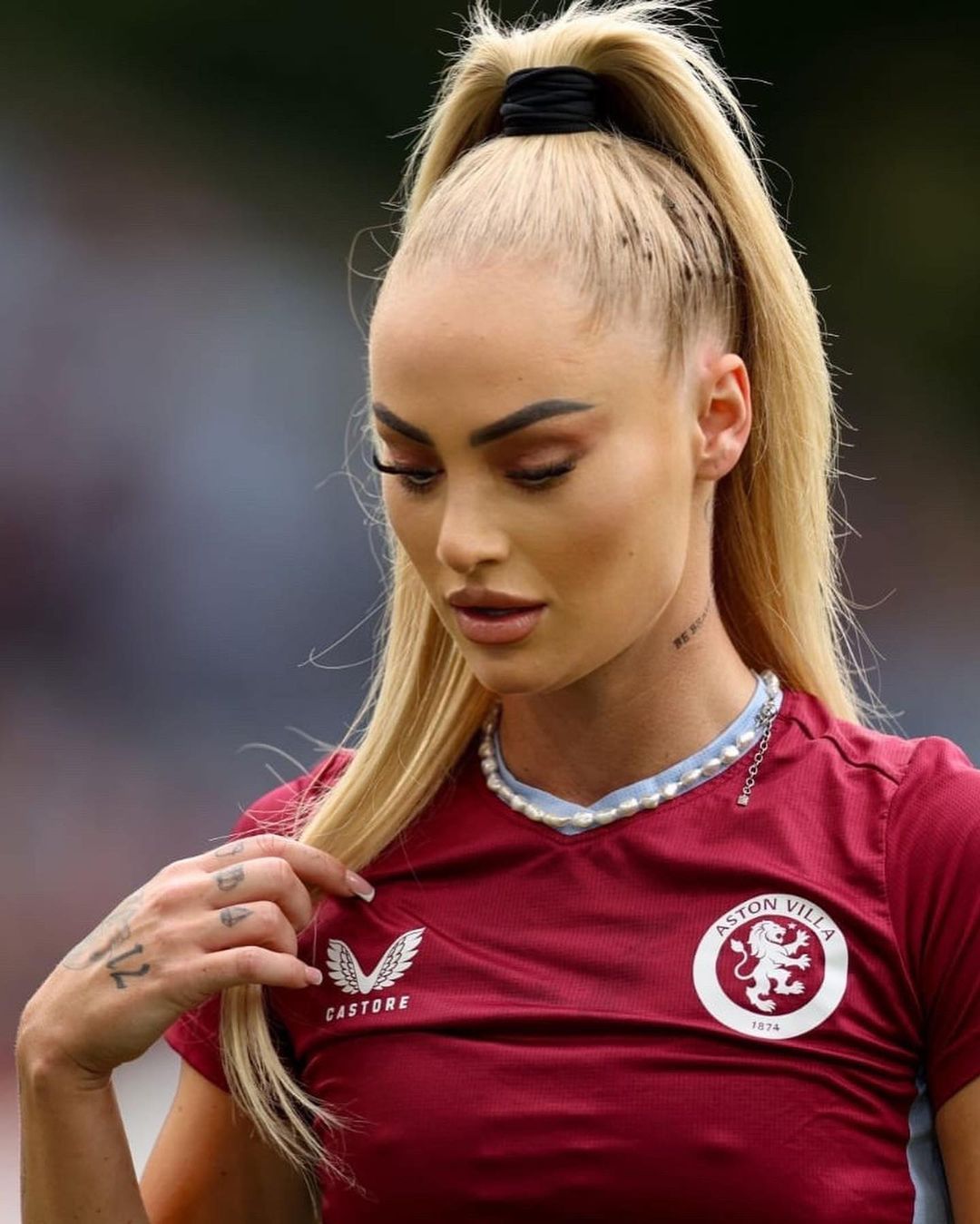 Ünlü futbolcu Alisha Lehmann, çok tanınmış bir isimden aldığı ahlaksız teklifi itiraf etti: Tutkulu bir gece için 110 bin dolar 12