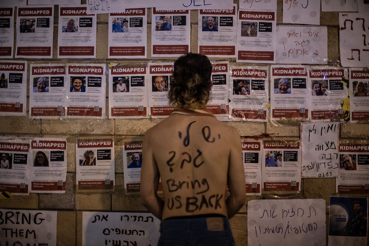 Gazze'deki "İsrailli esirlerin" aileleri, Tel Aviv'de Netanyahu'yu istifaya çağırdı 5