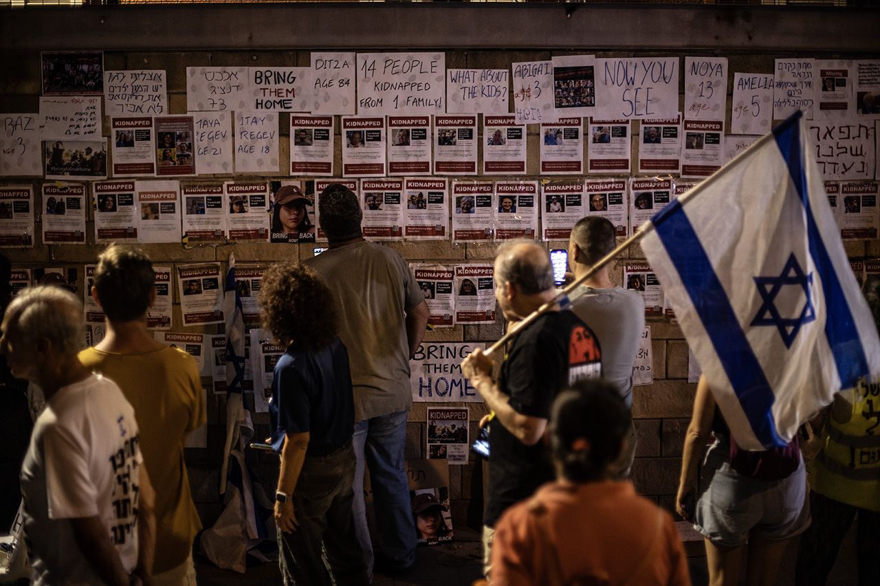 Gazze'deki "İsrailli esirlerin" aileleri, Tel Aviv'de Netanyahu'yu istifaya çağırdı 10