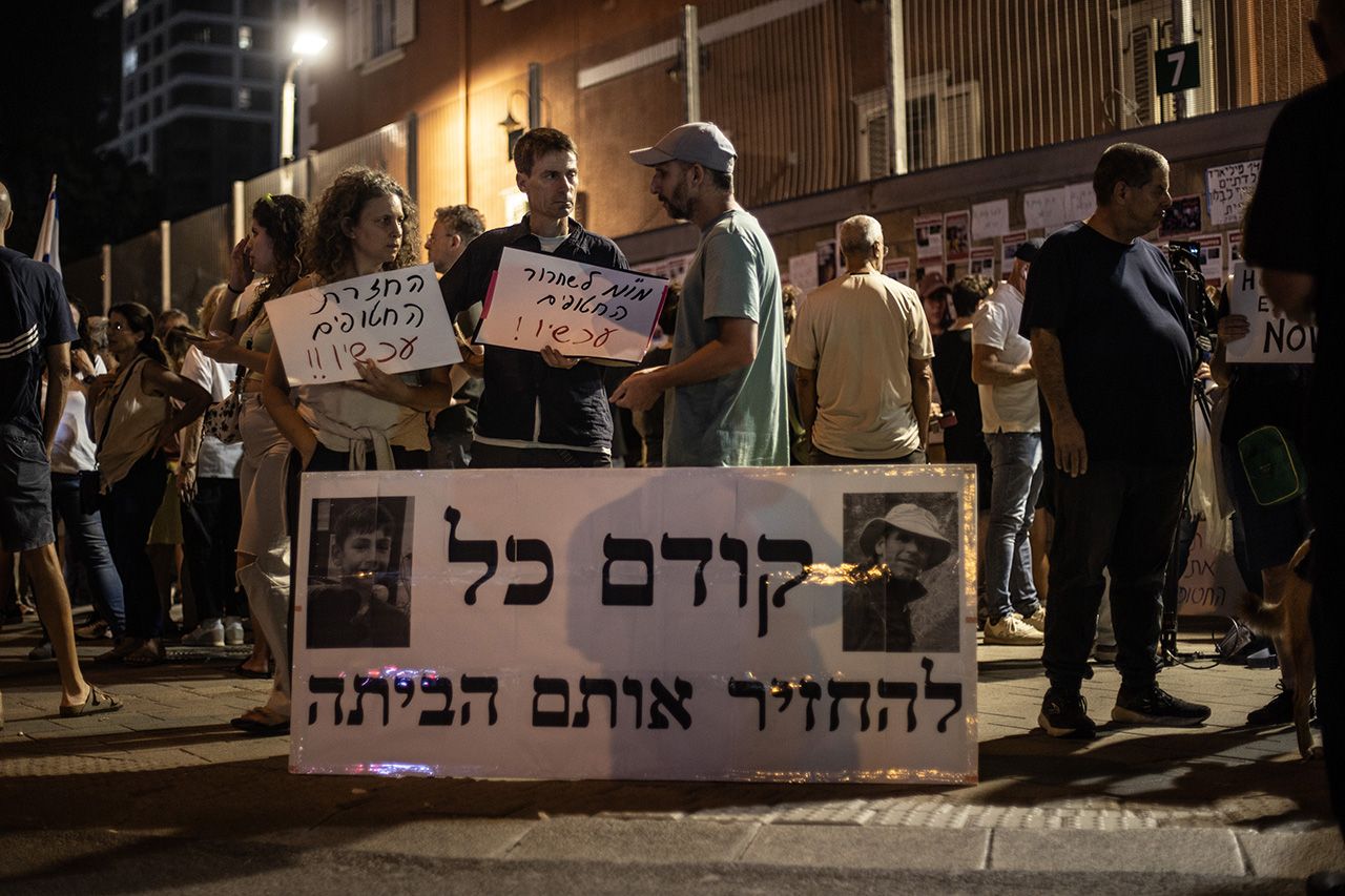 Gazze'deki "İsrailli esirlerin" aileleri, Tel Aviv'de Netanyahu'yu istifaya çağırdı 12