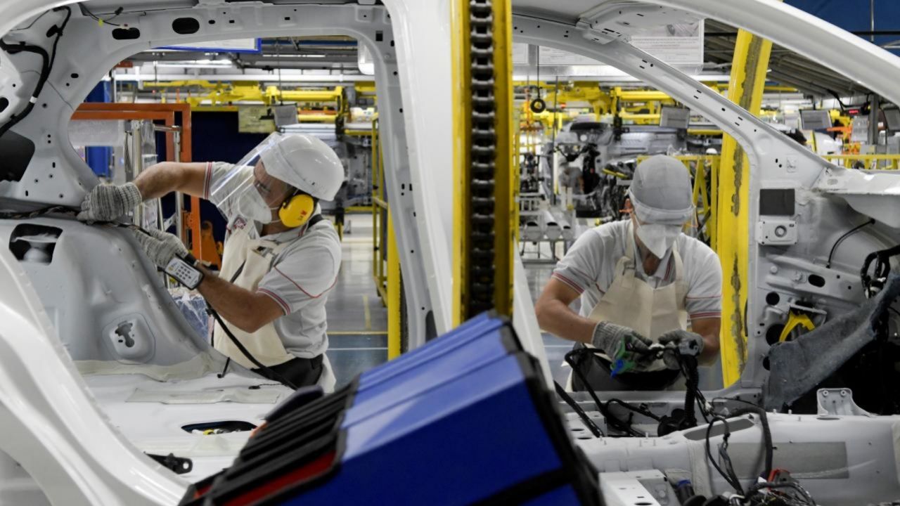 Otomotiv üretimi 9 ayda 1 milyonu aştı 2