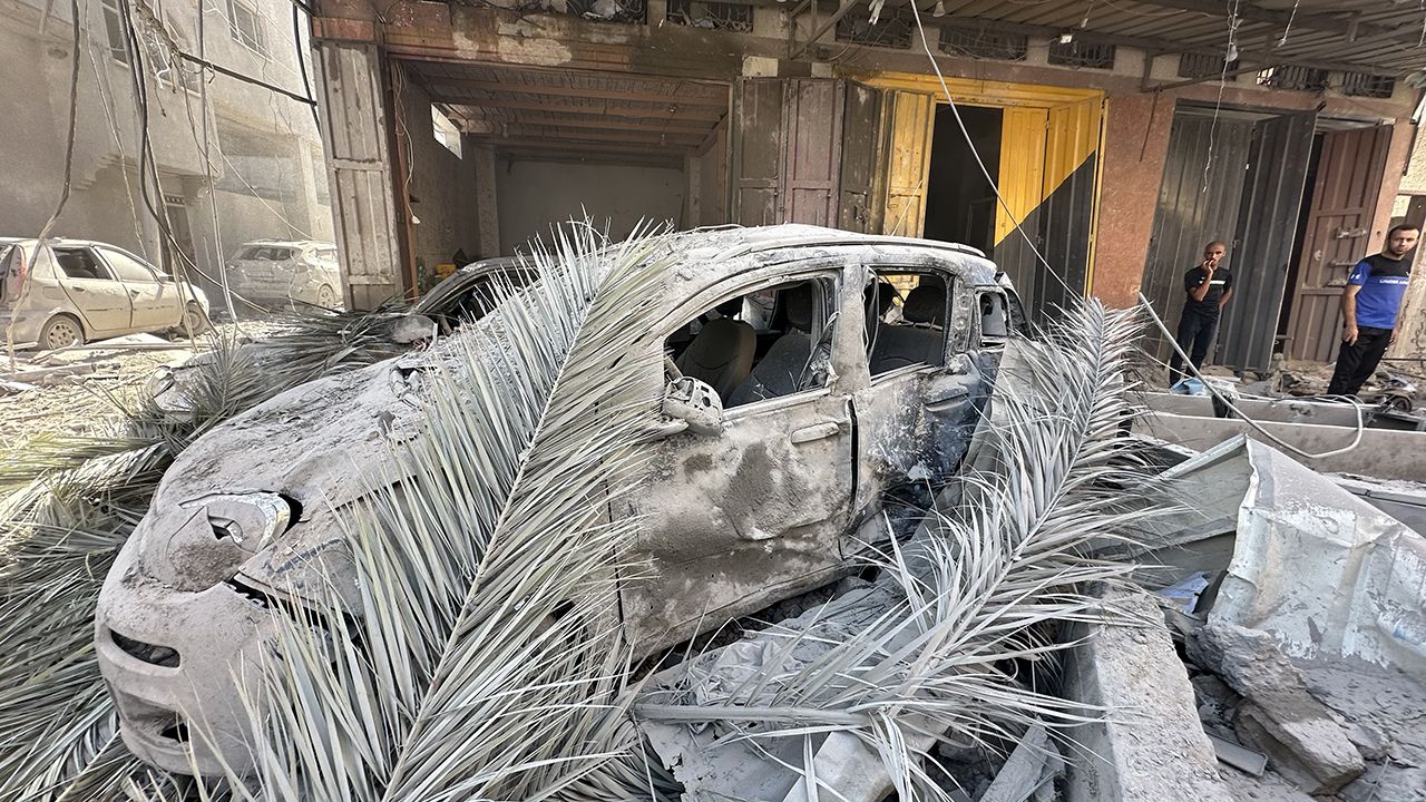 Gazze'de 11. gün! İsrail'in bombardımanı sürdü 12