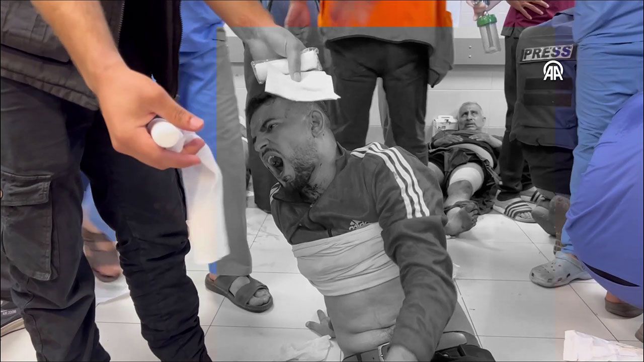 İsrail Gazze'de hastane vurdu! İşte o görüntüler... 25