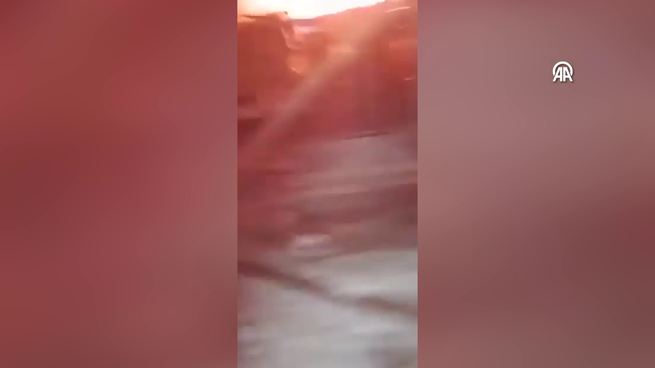 İsrail Gazze'de hastane vurdu! İşte o görüntüler... 5