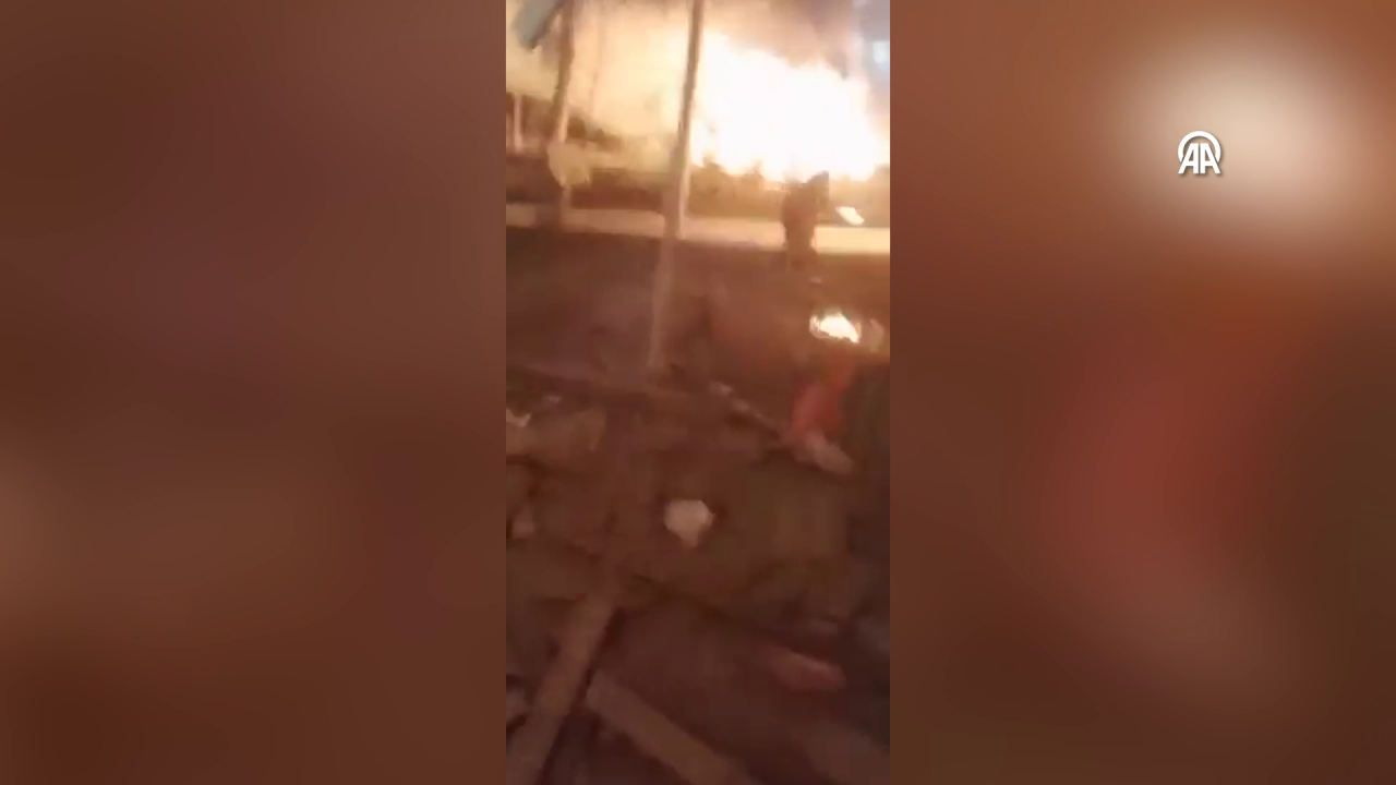 İsrail Gazze'de hastane vurdu! İşte o görüntüler... 7