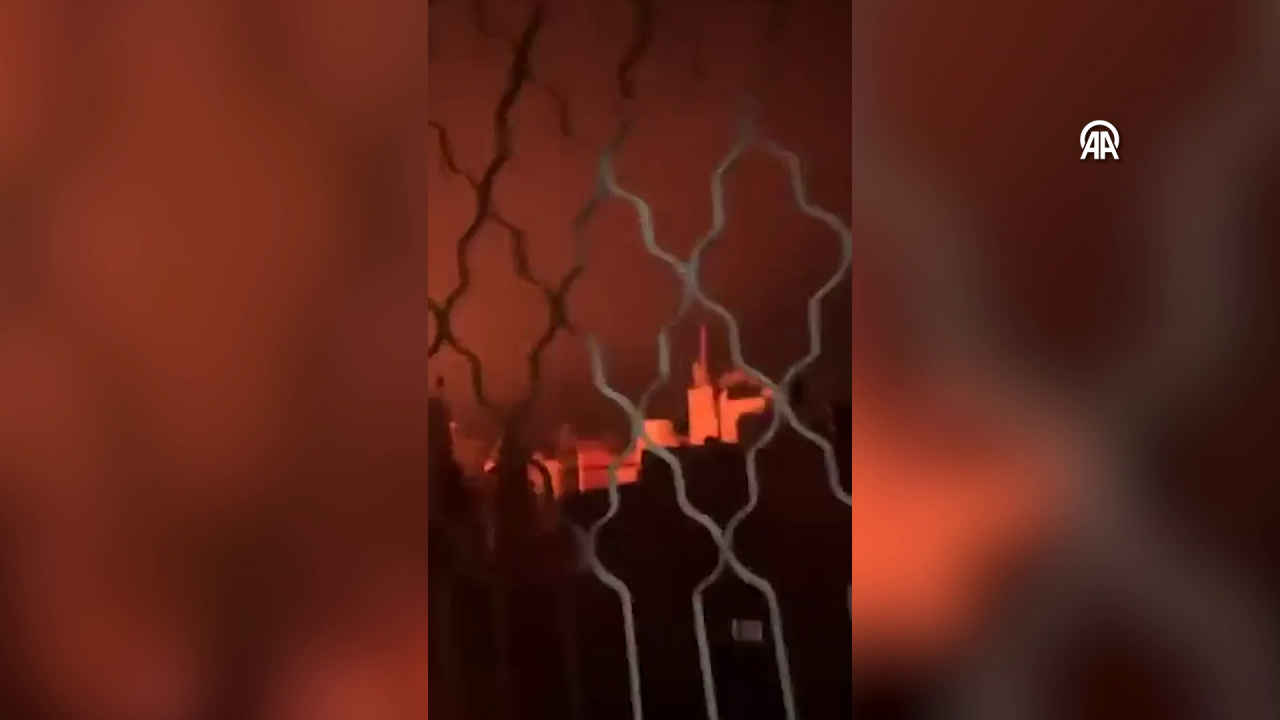 İsrail Gazze'de hastane vurdu! İşte o görüntüler... 16