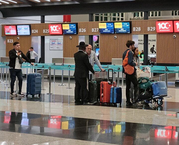 İsrail, Türkiye'de yaşayan vatandaşlarına çağrı yapmıştı... İsrail vatandaşları için gelen ikinci uçak da havalandı... 3