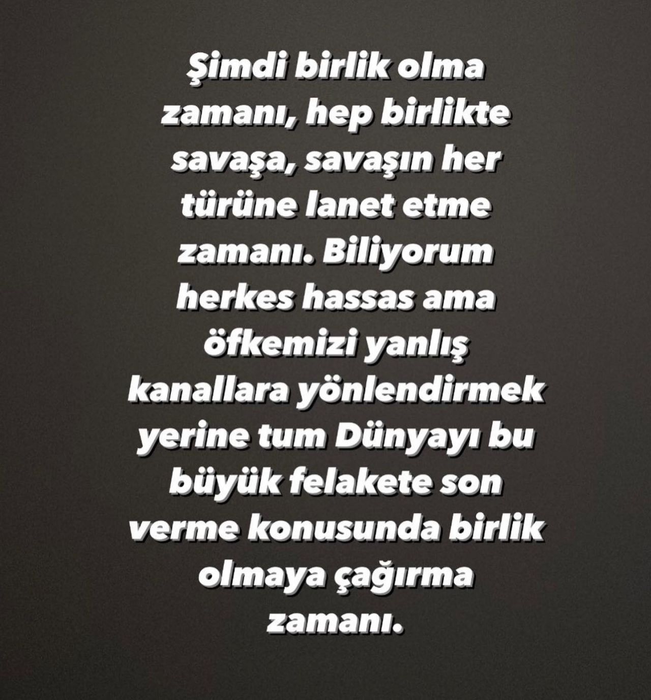 ''İsrail'in yanındayım'' şeklindeki paylaşımı beğenince tepkiler çığ gibi büyüdü! Burcu Esmersoy'dan açıklama geldi: Suçu bakın kime attı 11