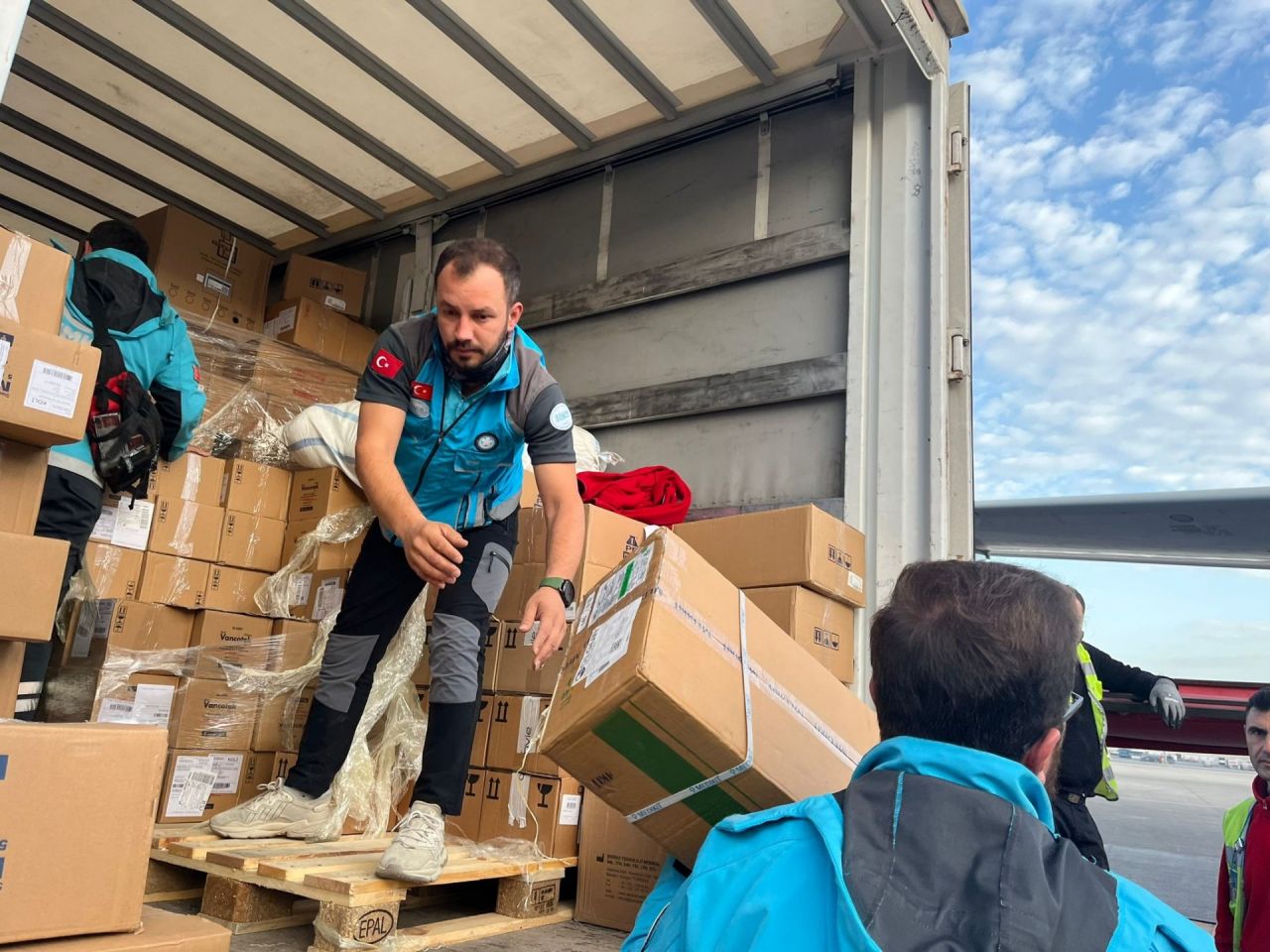 Türkiye'den Gazze'ye yardım: Cumhurbaşkanlığı uçağı 20 uzman ile yola çıkıyor 4