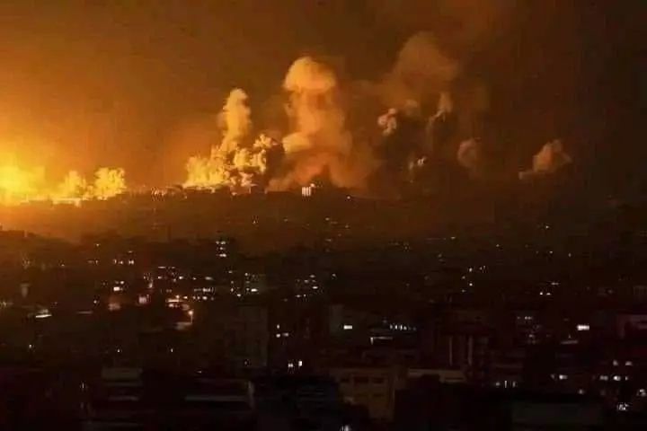 İsrail Gazze'ye gece boyu saldırdı: 24 saat içinde 400'den fazla Filistinli şehit oldu! Yüzde 70'i çocuk ve yaşlı... 2