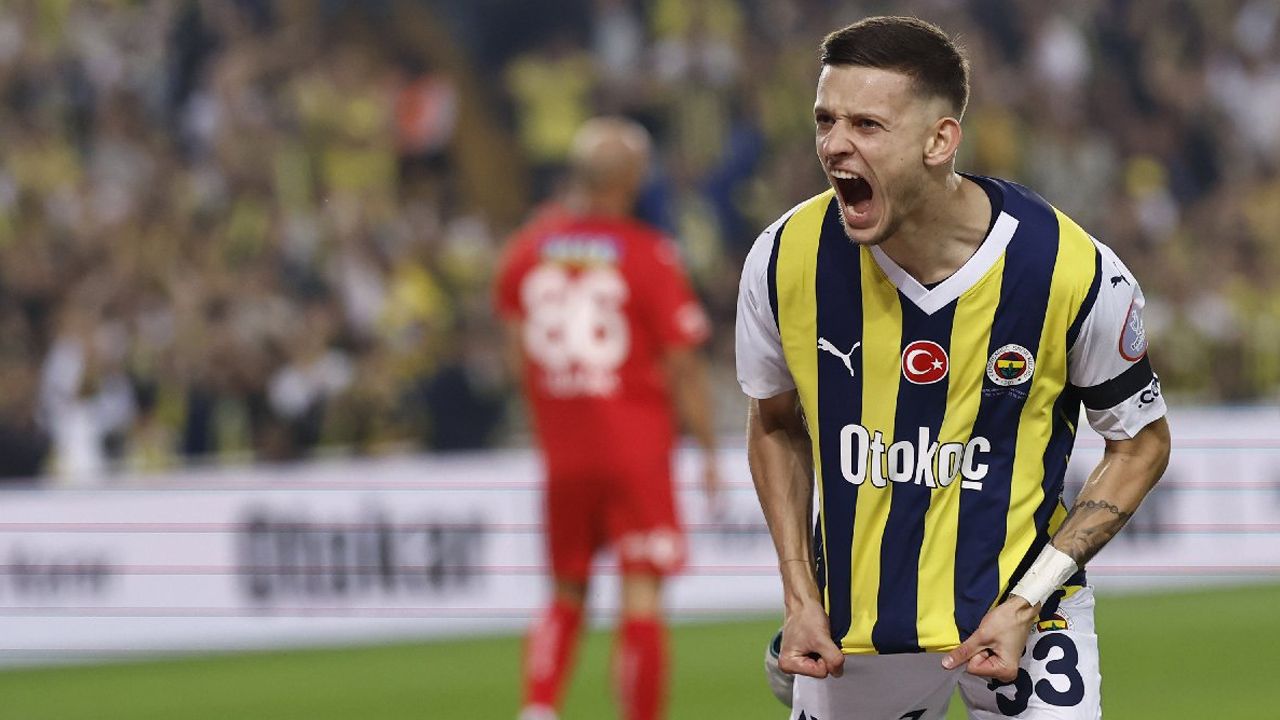 Okan Buruk elinden kaçırdığına bin pişman! İsmail Kartal içinden bir cevher çıkarttı: 9 gol 4 asist 13