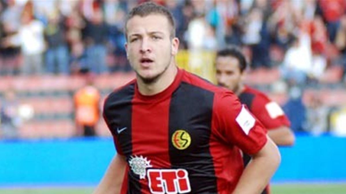 Yıldız futbolcu, çok sıcak diye ilk antrenmanda takımdan ayrıldı: "Ben zaten Beyran çorbası içmeye gelmiştim Gaziantep'e" dedi 5