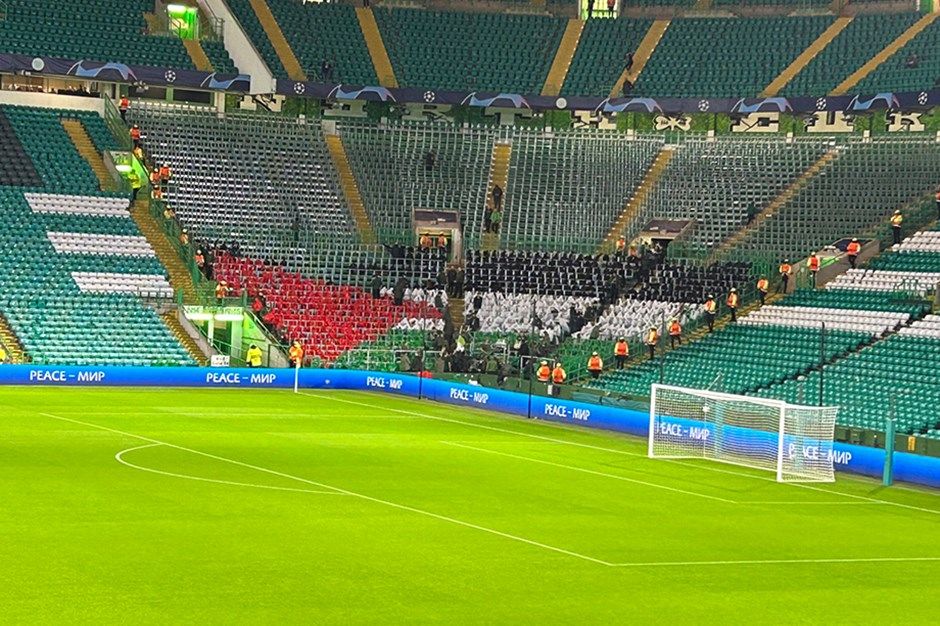 Celtic taraftarı uyarıları dinlemedi! Dev maçta "Filistin" manifestosu 7