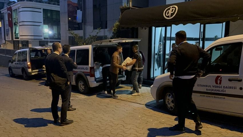 Dilan Polat ve Engin Polat'ın iş yerlerine baskın! Çok sayıda belgeye ve cihazlara el konuldu 2