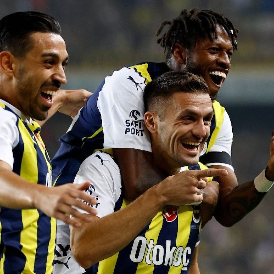 "Fenerbahçe uzay takımı oldu safsatası makyaj dökülünce ortaya çıktı! Kötü kadronun iyiymiş gibi gözüken topçuları…" 5