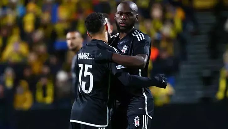 "Bunu seyredip beğenen scout gitsin rugby izlesin!" Maç sonu Beşiktaş taraftarı isyan çıkarttı! Jean Onana çıldırttı 2