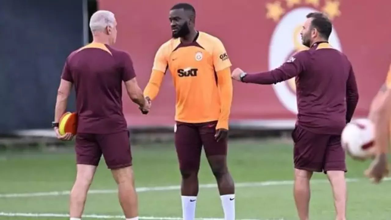 Galatasaray'da flaş ayrılık kararı! Okan Buruk'un sabrı taştı: Yıldız oyuncuya devre arasında veda edilecek 3
