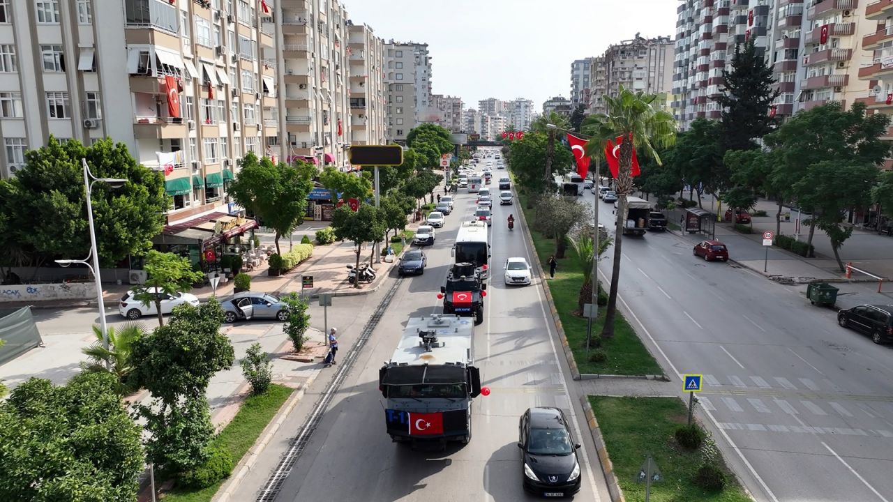 Yer gök kırmızı-beyaz: Cumhuriyetimizin 100. yılı büyük bir gurur ve coşkuyla kutlanıyor! 5