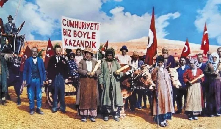 Simgeleşmiş 'Cumhuriyeti biz böyle kazandık' fotoğrafının gerçek hikayesi! "O siyah ceketli adam..." 2