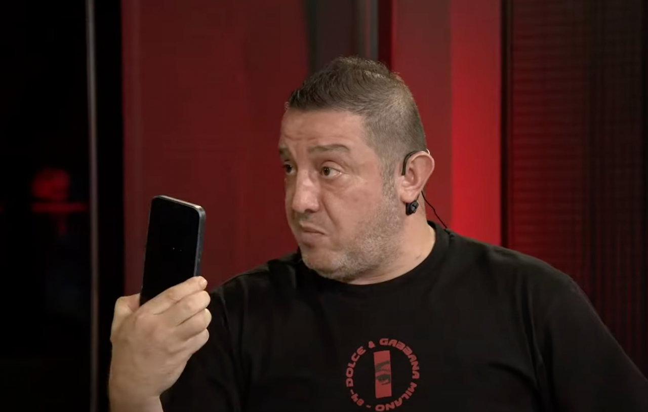 Taraftarı havalara uçurdu! Maç sonrası canlı yayında açıkladı: "Erden Timur şu anda sol bek arıyor" 1