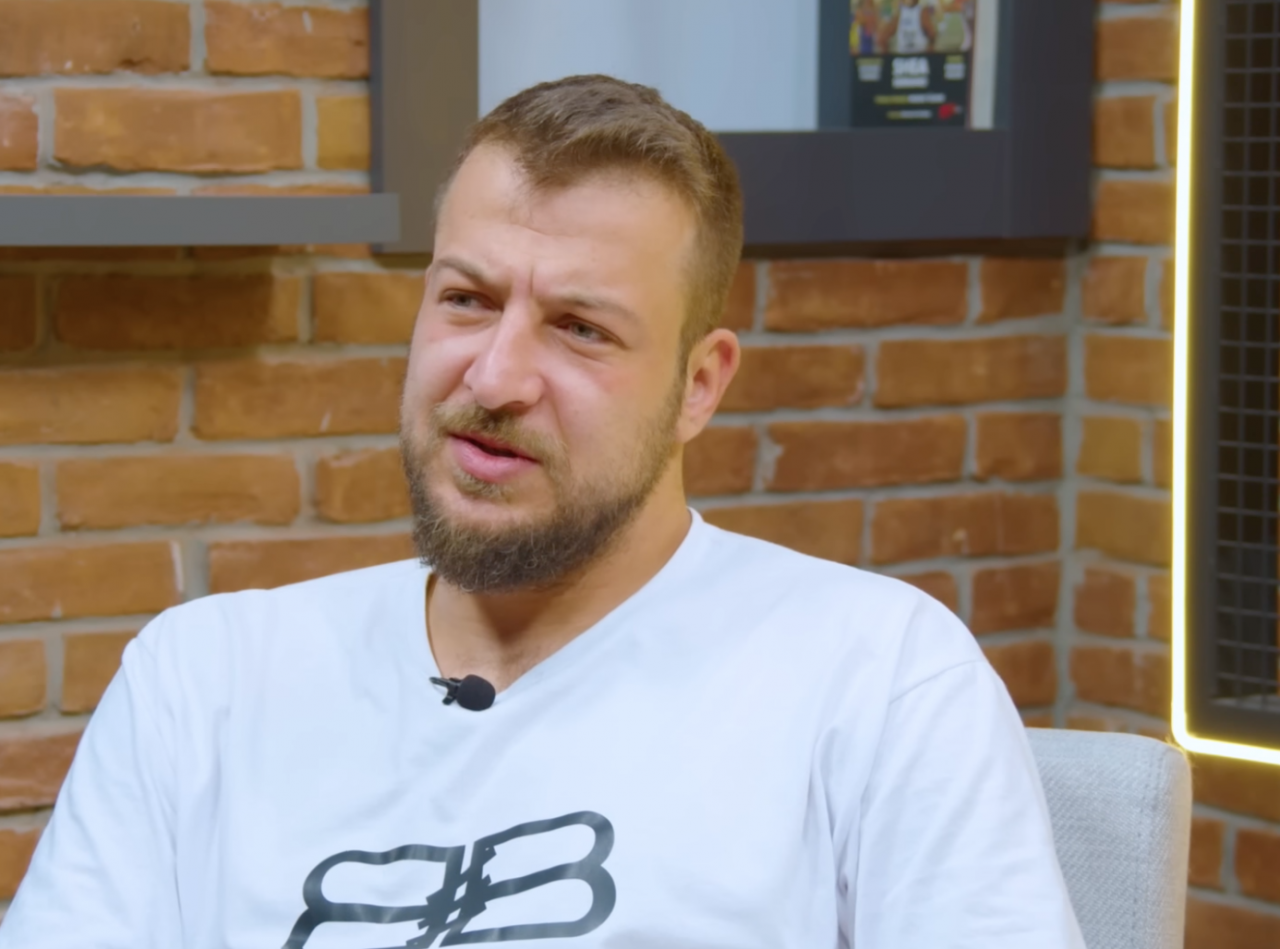 Yıldız futbolcudan yıllar sona gelen inanılmaz itiraf! "İshaldim, korner bayrağının oraya pisledim" 2
