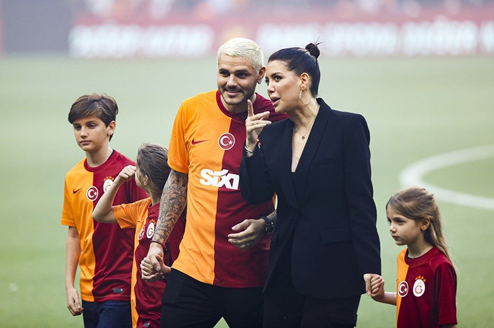 Wanda Nara kötü haberi duyurdu! Binlerce geçmiş olsun mesajı aldı 1