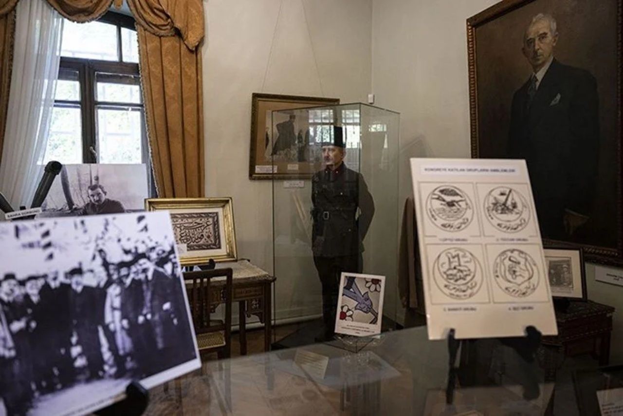 Cumhuriyetin ilk yıllarına ziyaret! Atatürk Müze Köşkü ve Pembe Köşk ziyarete açıldı 1