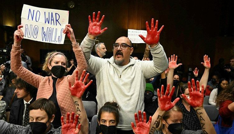 ABD Dışişleri Bakanı Blinken, Senatoda Gazze saldırıları nedeniyle protesto edildi 15