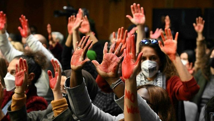 ABD Dışişleri Bakanı Blinken, Senatoda Gazze saldırıları nedeniyle protesto edildi 16