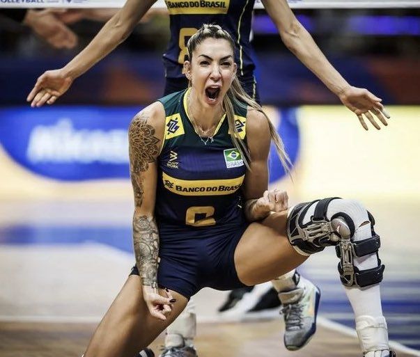 En zengin 20 kadın voleybolcu açıklandı! Zehra ve Ebrar da listede... 18