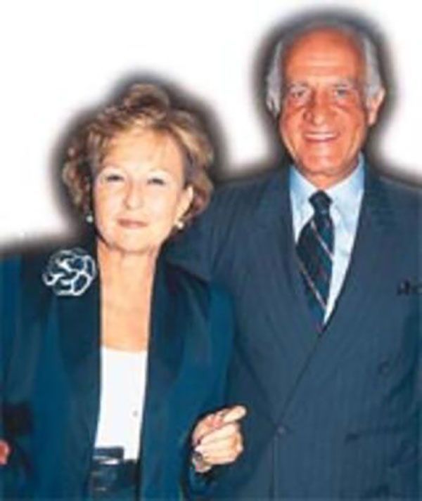 Suna Kıraç'tan kalan miras baba ve kızı birbirine düşürdü! İpek Kıraç ile mahkemelik olan İnan Kıraç'ın hamlesi ipleri kopardı 2
