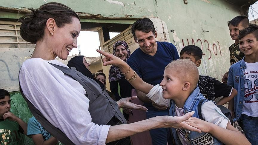 Angelina Jolie İsrail'in Cibaliya Mülteci Kampı'na saldırısına tepki gösterdi: Dünya liderleri bu suça ortak 4