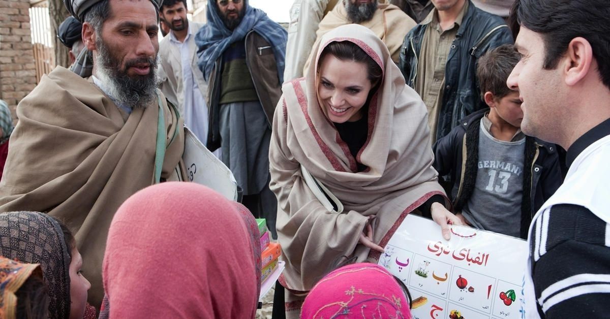 Angelina Jolie İsrail'in Cibaliya Mülteci Kampı'na saldırısına tepki gösterdi: Dünya liderleri bu suça ortak 2