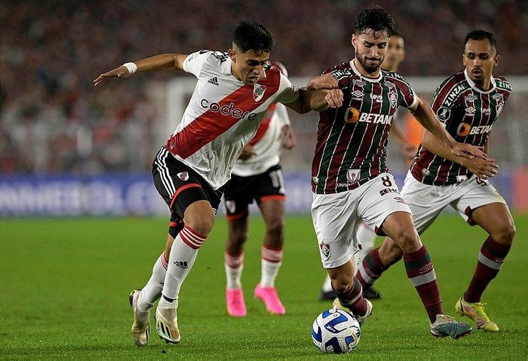 Okan Buruk'tan Galatasaray'a transfer hamlesi! 13