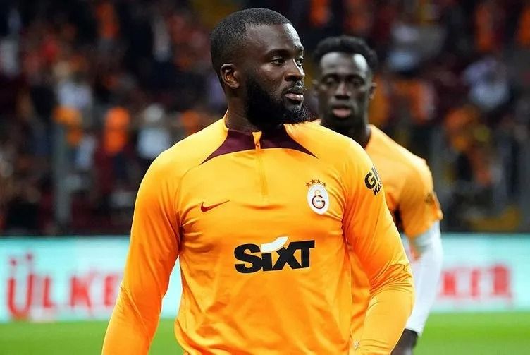 Okan Buruk'tan Galatasaray'a transfer hamlesi! 9