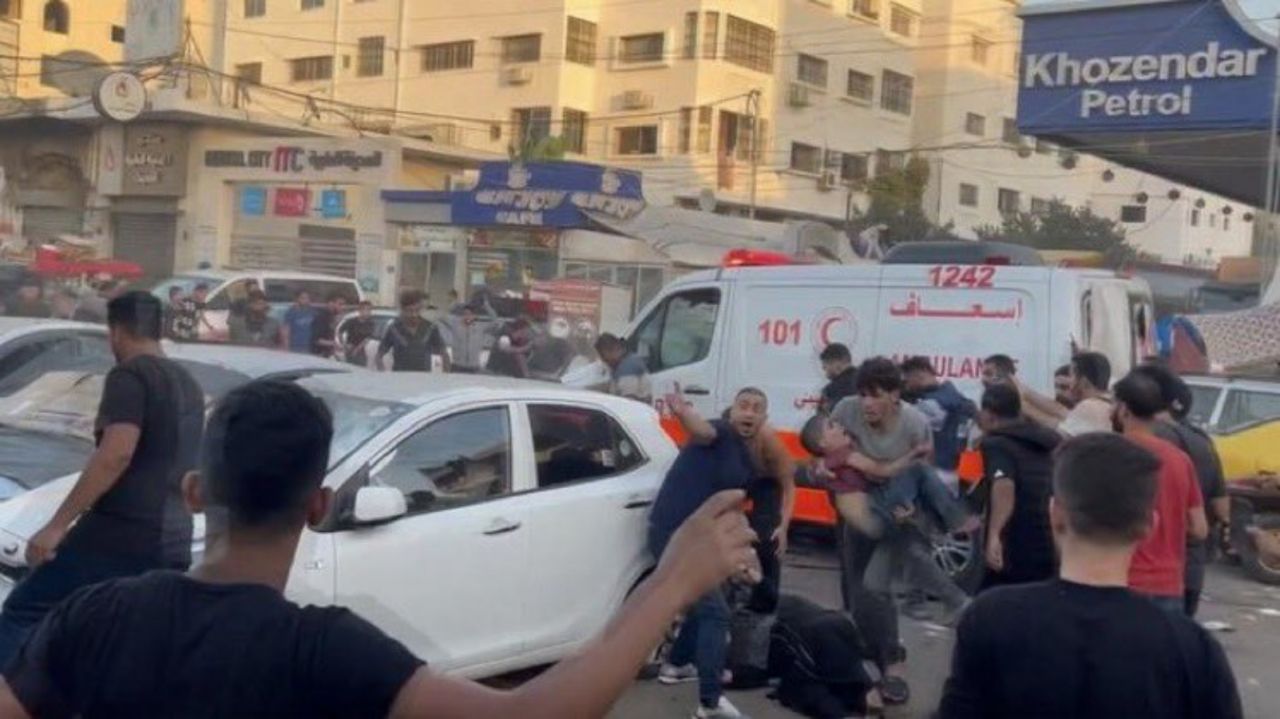 İsrail katliama doymuyor: Bu kez de çocuk hastanesini bombaladılar! 1