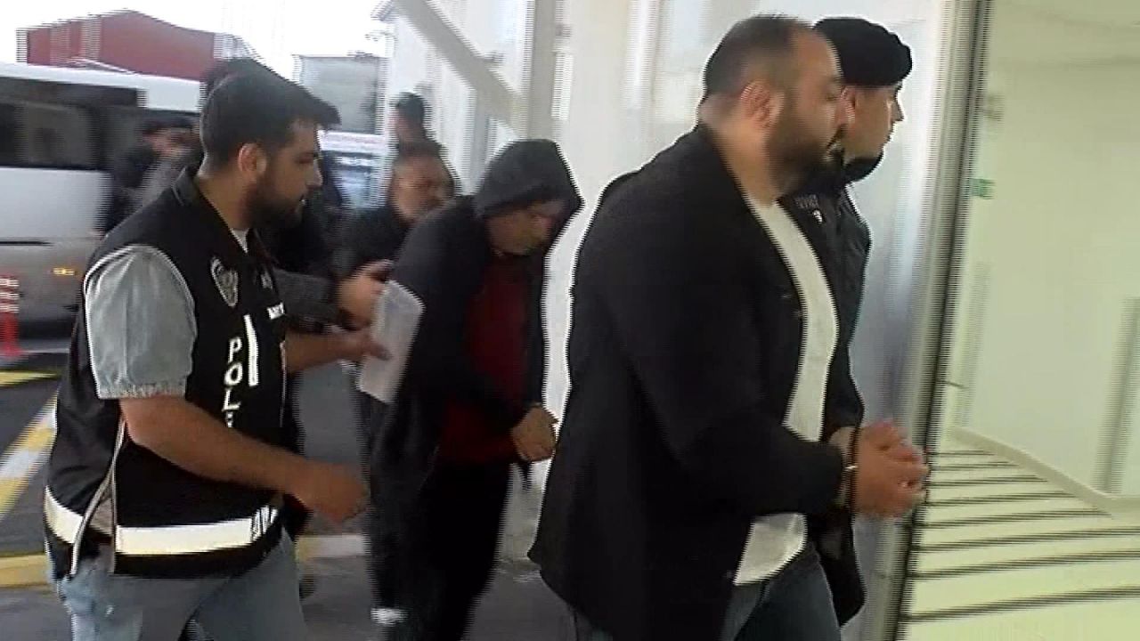 Polat çifti tutuklanmasında yeni detaylar! Dilan Polat'ın son sözleri ortaya çıktı: Sesi adliyeyi inletti 7