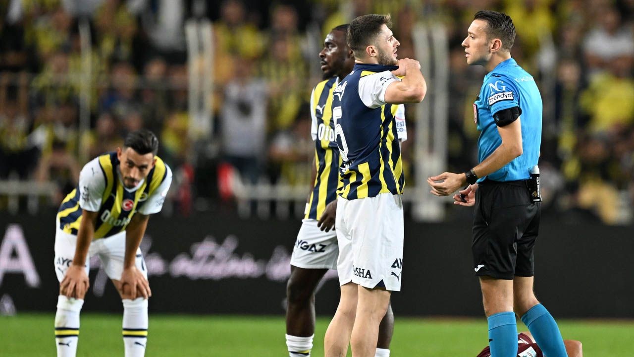“Hiçbir derbide bir takımın bu kadar kollandığına şahit olmadım! Dua etsinler Trabzonspor maçı kazandı…” 5