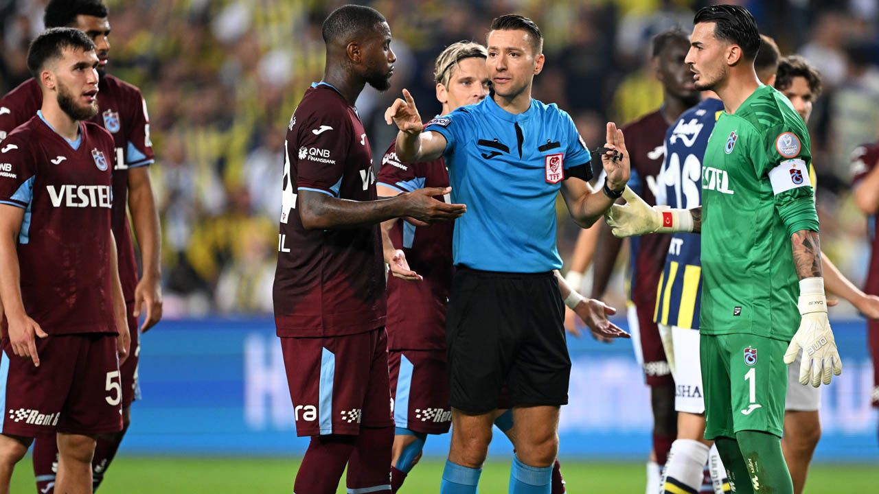 “Hiçbir derbide bir takımın bu kadar kollandığına şahit olmadım! Dua etsinler Trabzonspor maçı kazandı…” 6