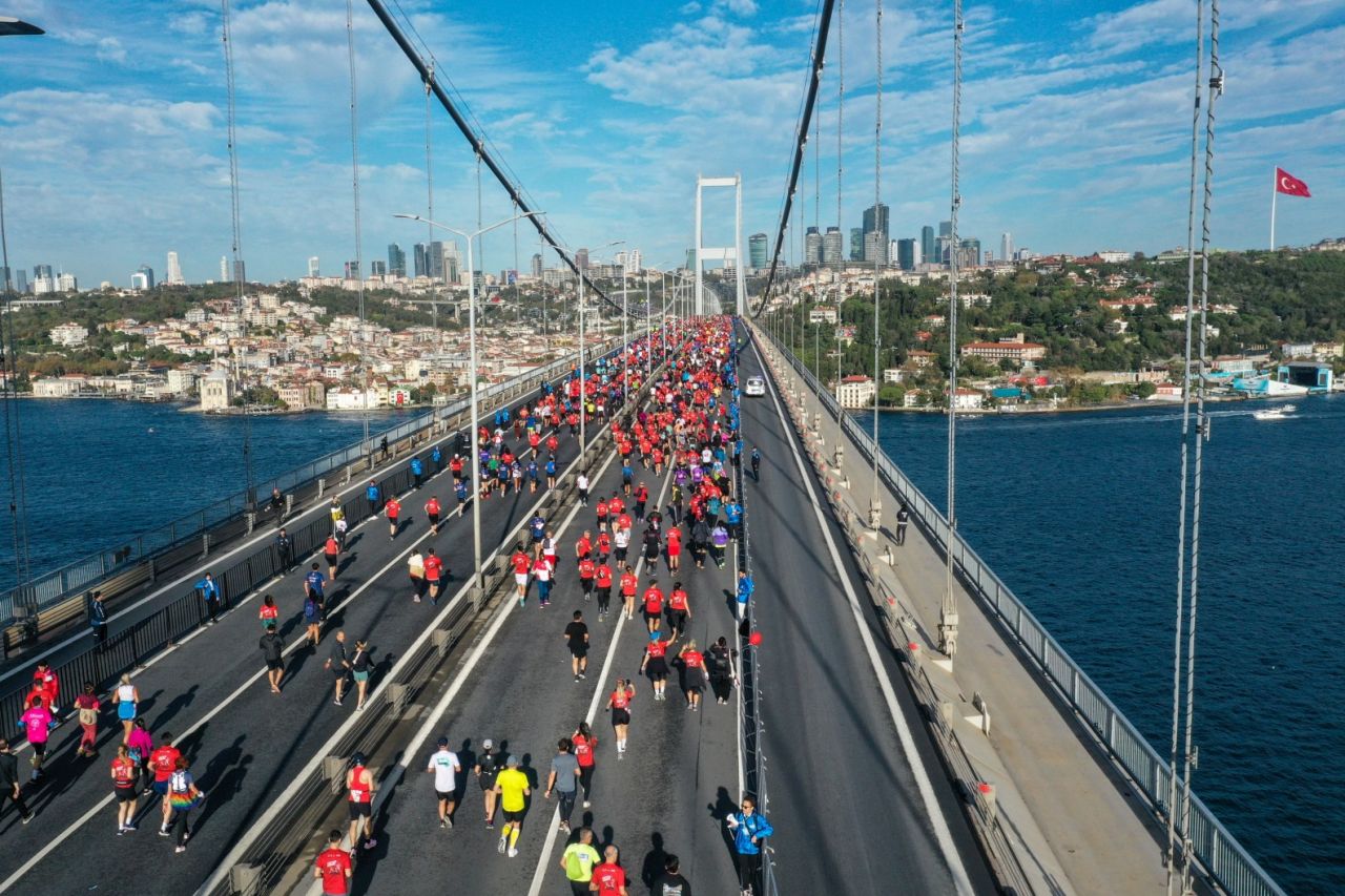 45. İstanbul Maratonu başladı: Dünyanın kıtalararası koşulan tek maratonu 10