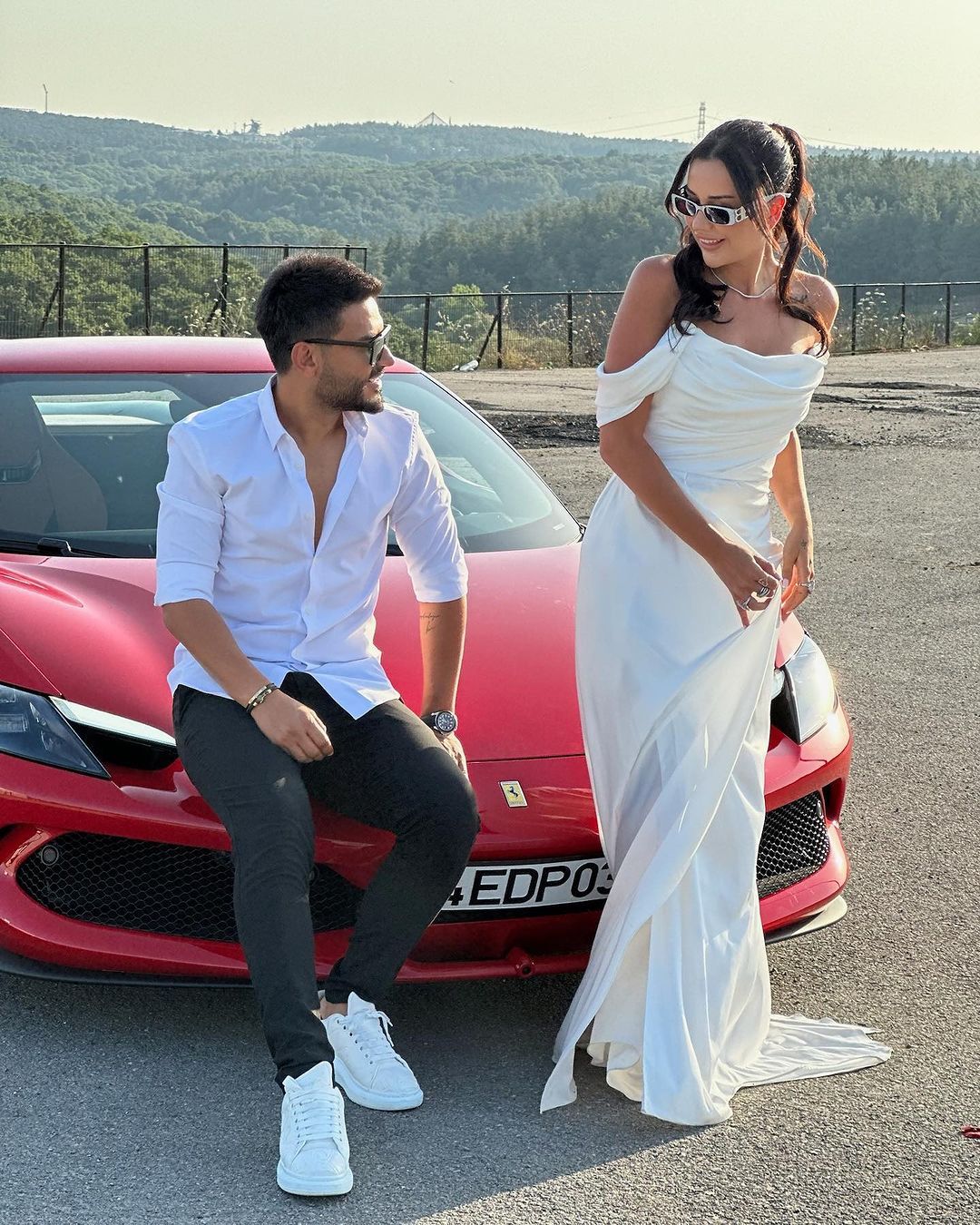 Ferrari ile çekilen videoları gündem olmuştu! Tutuklanan Dilan-Engin Polat çiftinin lüks araçları yediemin otoparkında 10