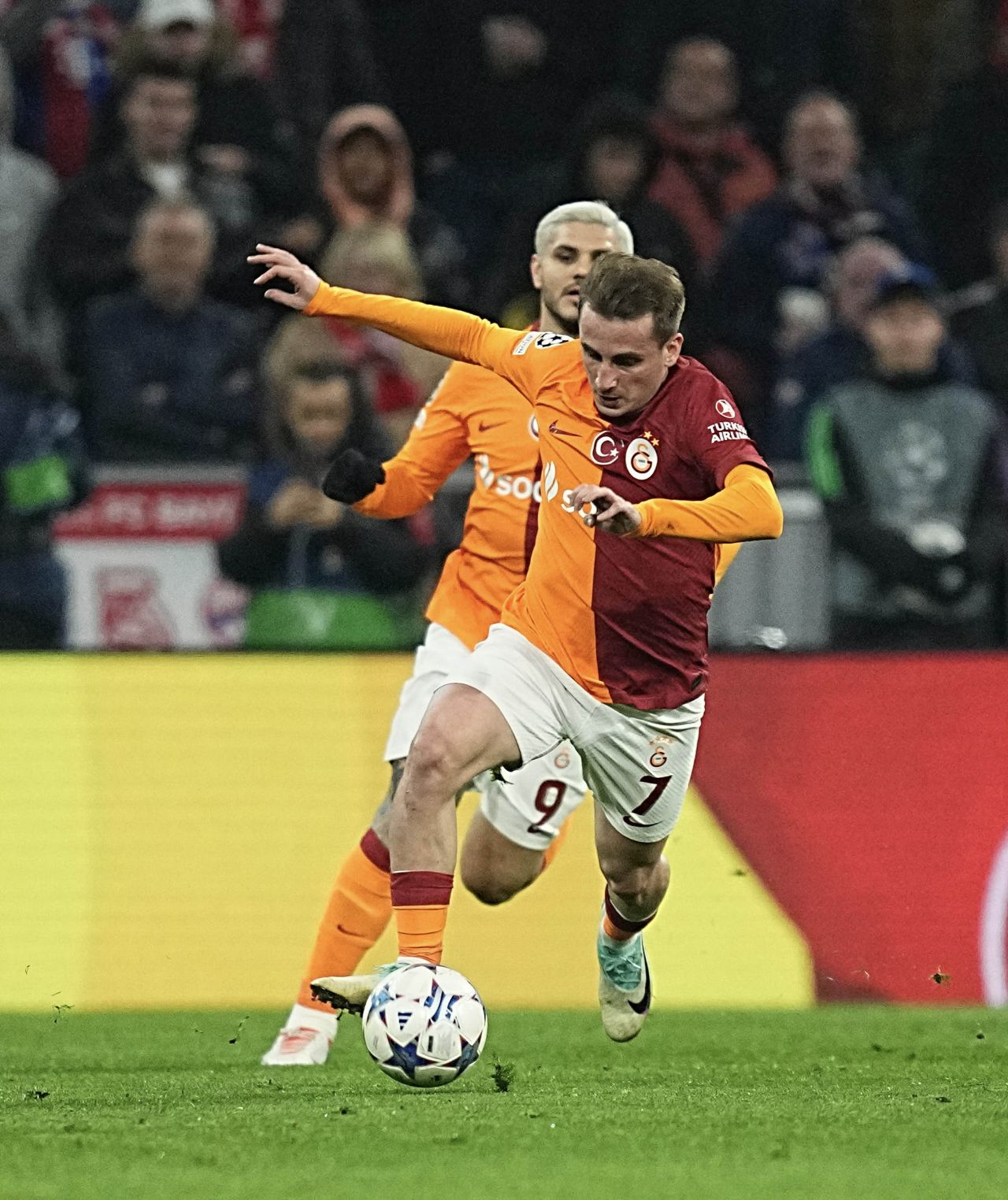“Ziyech güçsüz, Zaha kopuk, Ndombele 11’e giremiyor, Tete istikrarsız! Okan Hoca kadroda değişikliğe git artık!” 4
