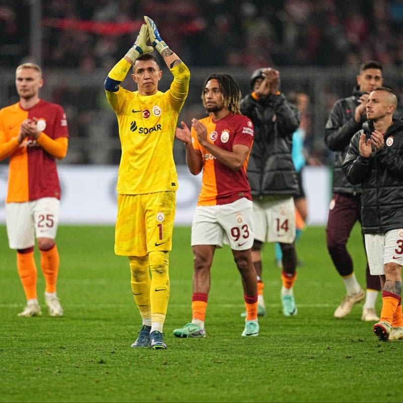 “İlk maçta futbol balıyla kazandılar, ikinci maçta hakemle kazandılar! Hakem Bayern Münih’in yanındaydı” 3