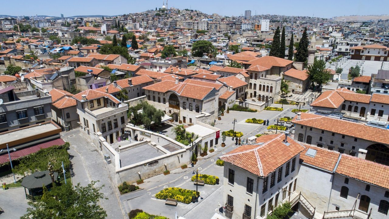 Türkiye'nin en kalabalık ilçeleri açıklandı! O ilçe tam 57 ili solladı... 7