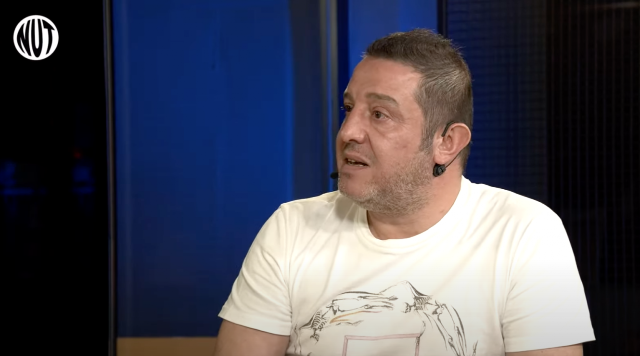 Maç sonu canlı yayında isyan etti! "Sen bu maçlar için transfer edildin! Galatasaray ligde zaten şampiyon oluyordu. Sahada yoktun ya!" 1