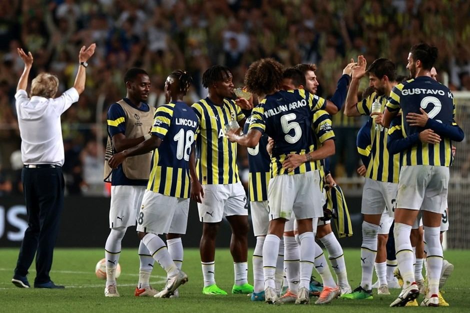 Transfer çalımı! Galatasaray istedi Fenerbahçe alıyor! 2