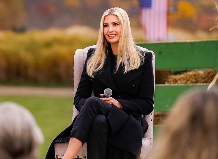 Donald Trump'ın kızı Ivanka Trump yüzündeki değişimle gündem oldu! Estetik operasyonlarıyla güzelliğine güzellik kattı 2