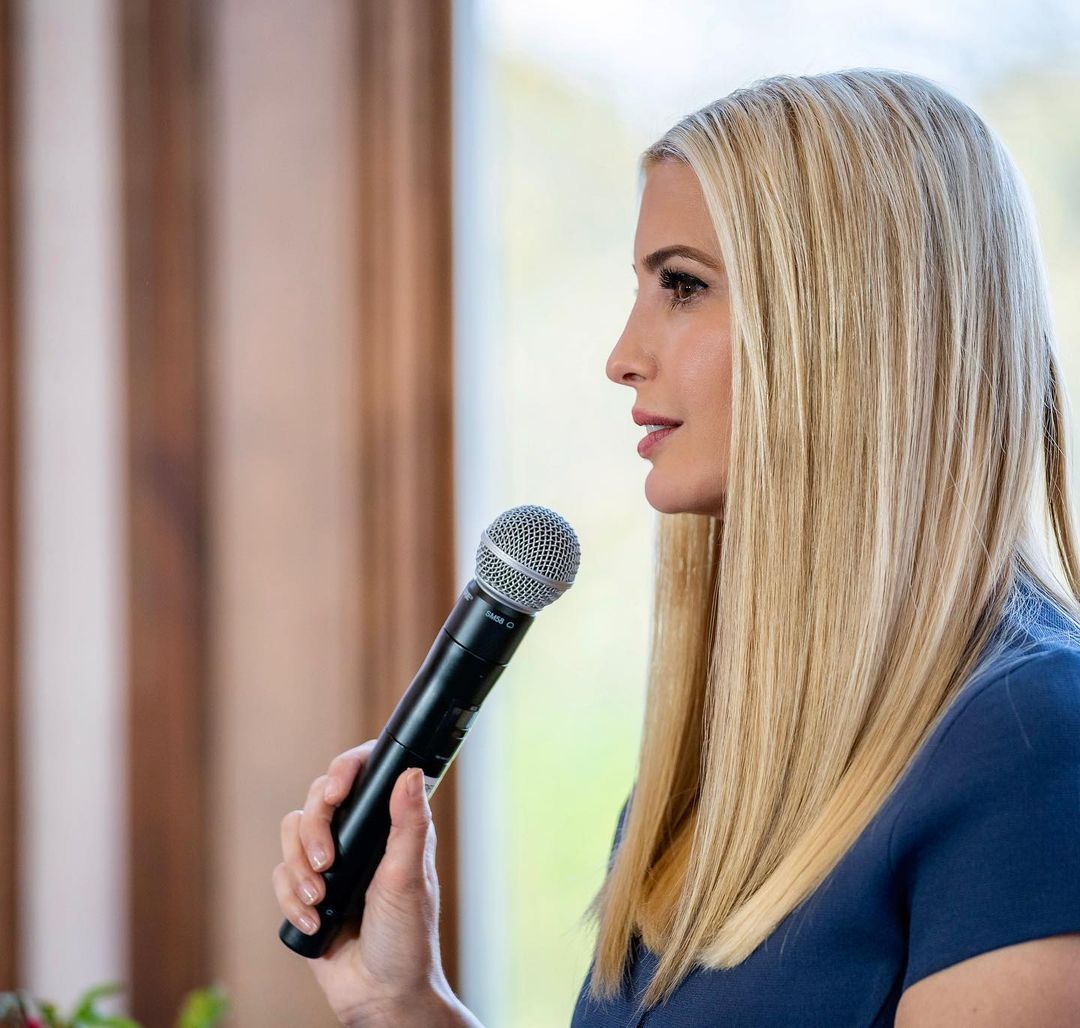 Donald Trump'ın kızı Ivanka Trump yüzündeki değişimle gündem oldu! Estetik operasyonlarıyla güzelliğine güzellik kattı 3