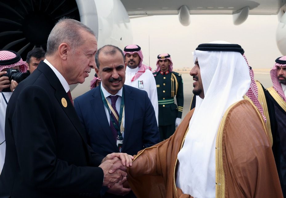 İslam İşbirliği Teşkilatı zirvesinden dikkat çeken kareler! 2